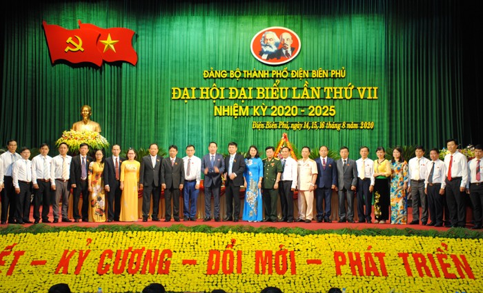 Ông Hà Quang Trung - Bí thư thành ủy Tp. Điện Biên Phủ tái đắc cử chức Bí thư