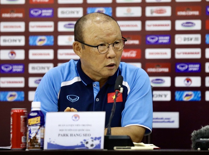 HLV Park Hang Seo khẳng định dồn toàn lực cho vòng loại World Cup 2022.