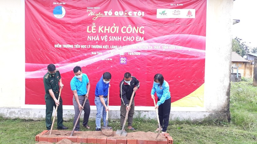 Trung ương Hội Liên hiệp Thanh niên Việt Nam tổ chức khởi công 3 công trình thanh niên hỗ trợ thanh, thiếu nhi dân tộc thiểu số có hoàn cảnh khó khăn.