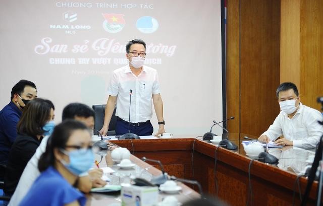 Anh Nguyễn Tường Lâm, Phó Chủ tịch Thường trực Trung ương Hội LHTN Việt Nam chủ trì lễ ký kết trực tuyến.