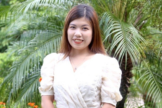 Thủ khoa 4.0 của đại học Ngoại thương Nguyễn Thị Minh Hòa. Ảnh: VietNamNet