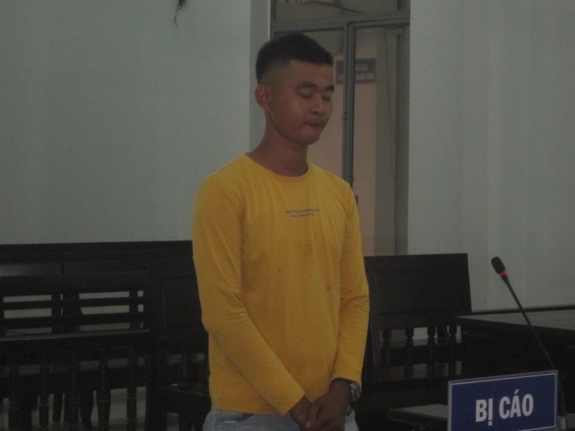 Bị cáo Huỳnh Tấn Tiến tại tòa.