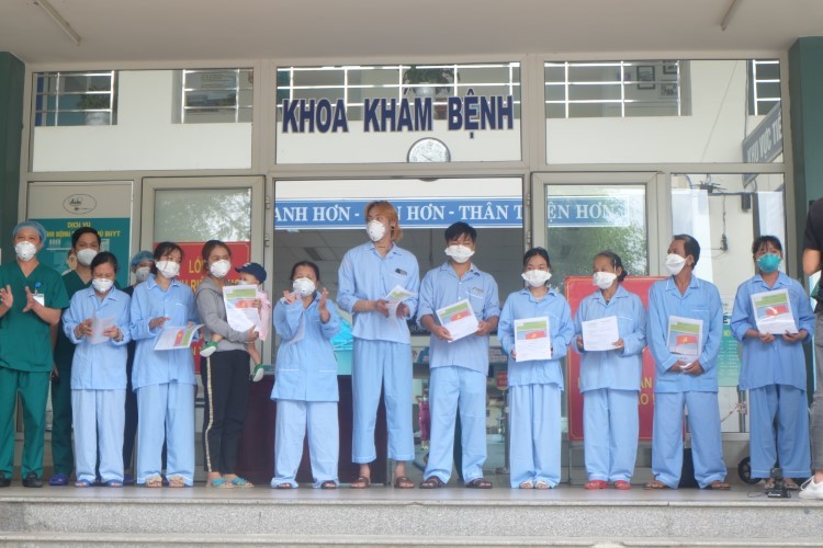10 bệnh nhân nhiễm Covid-19 ở Đà Nẵng được chữa khỏi bệnh và xuất viện vào ngày 13/8. 