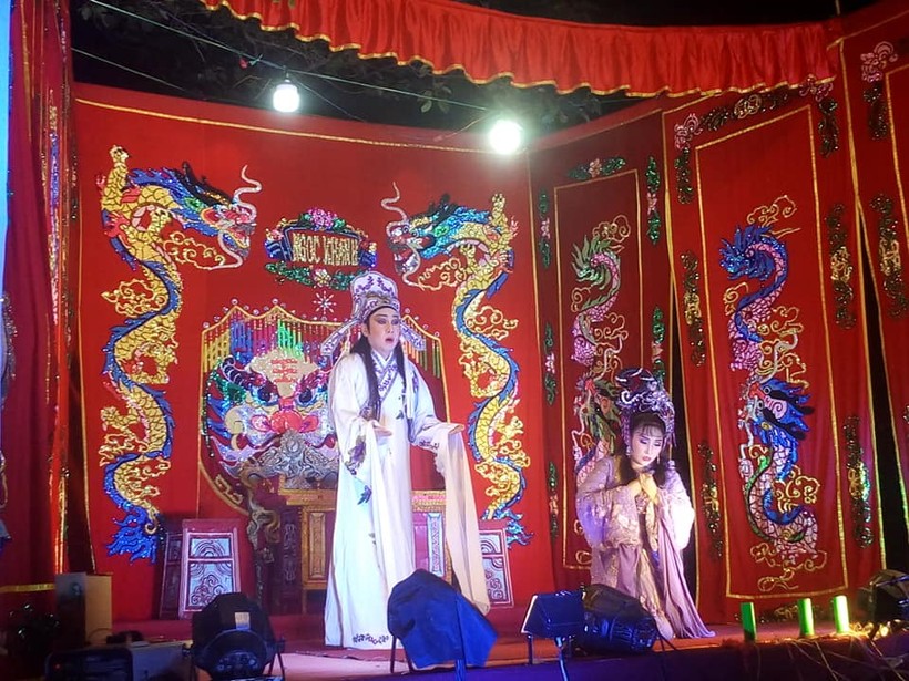 NSƯT Vũ Luân trong vai Lương Sơn Bá tại sân khấu Thanh Bình Từ đường vào đêm 24/7/2020. Ảnh: Nguyễn Văn Toàn.