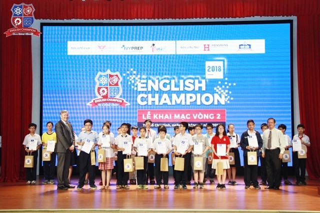Hình ảnh khai mạc Vòng 2 English Champion 2018 tại Hà Nội
