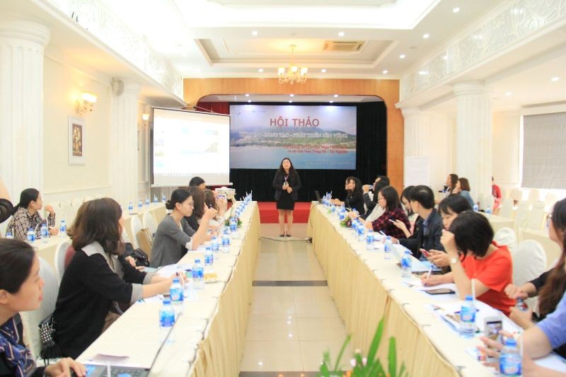 Toàn cảnh hội thảo diễn ra tại Hà Nội ngày 28/3