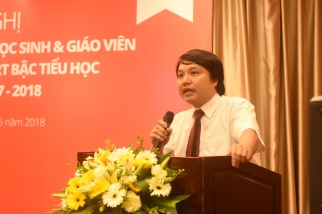 TS Tạ Ngọc Trí - Phó Vụ trưởng Vụ Giáo dục Tiểu học (Bộ GD&ĐT) - phát biểu tại hội nghị