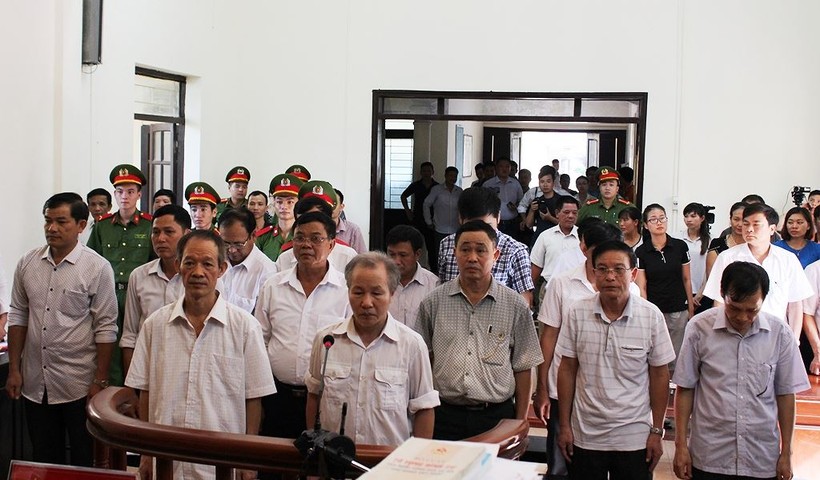 Phiên tòa xét xử sơ thẩm vụ án sai phạm đất đai ở Đồng Tâm ngày 9/8. 