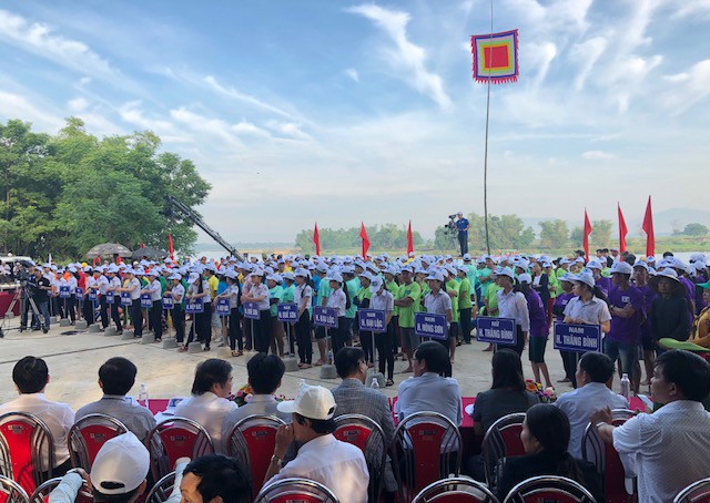 Giải đua thuyền truyền thống năm nay quy tụ 19 đội đua thuyền trên toàn tỉnh Quảng Nam về tham dự