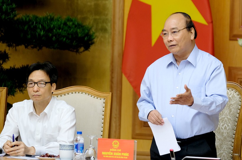 Thủ tướng Nguyễn Xuân Phúc đề nghị sớm đưa vào chương trình giảng dạy của các trường vấn đề khởi nghiệp một cách sâu sắc và thực tế hơn. Ảnh: VGP