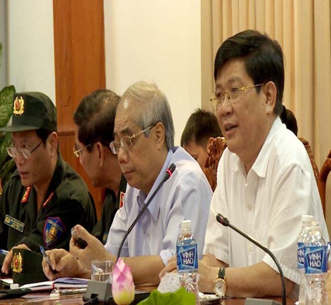Thứ trưởng Nguyễn Văn Sơn yêu cầu phải tập trung điều tra, làm rõ và xử lý nghiêm khắc trước pháp luật các đối tượng chủ mưu, cầm đầu, quá khích đảm bảo an ninh trật tự tại trụ sở UBND tỉnh Bình Thuận và khu vực lân cận. 