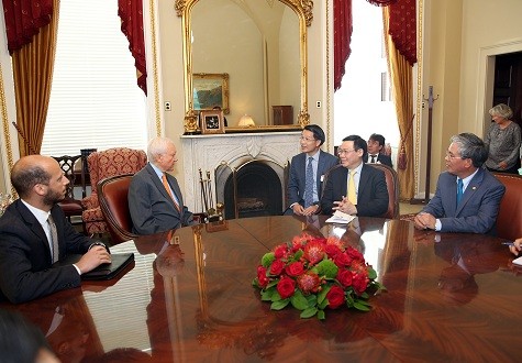 Phó Thủ tướng Vương Đình Huệ gặp Thượng nghị sĩ Orrin Hatch - Ảnh: VGP