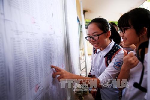 Cuộc đua vào các trường THPT công lập ở Hà Nội dự báo sẽ rất căng thẳng. (Ảnh: Lâm Khánh/TTXVN)