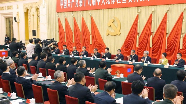 Đại hội toàn quốc lần thứ 19 của Trung Quốc đẩy mạnh cuộc chiến chống tham nhũng. Ảnh: SCMP.