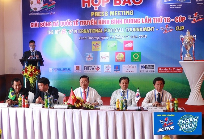 Buổi họp báo giới thiệu giải bóng đá BTV-Cup Number 1 lần thứ 18