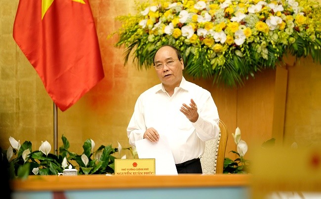 Thủ tướng Nguyễn Xuân Phúc phát biểu kết luận phiên họp Chính phủ thường kỳ tháng 3/2018. Ảnh: VGP