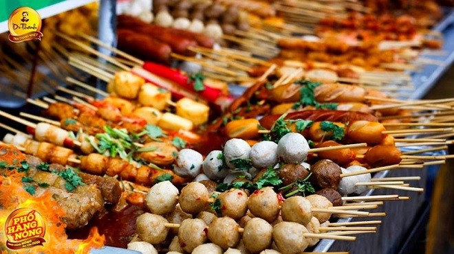 Lễ hội quy tụ hàng trăm món ăn cay nóng đến từ khắp châu Á để mọi người thưởng thức.