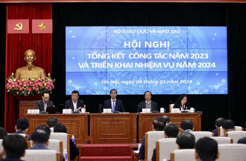 Quang cảnh Hội nghị tổng kết công tác năm 2023 và triển khai nhiệm vụ năm học 2024.