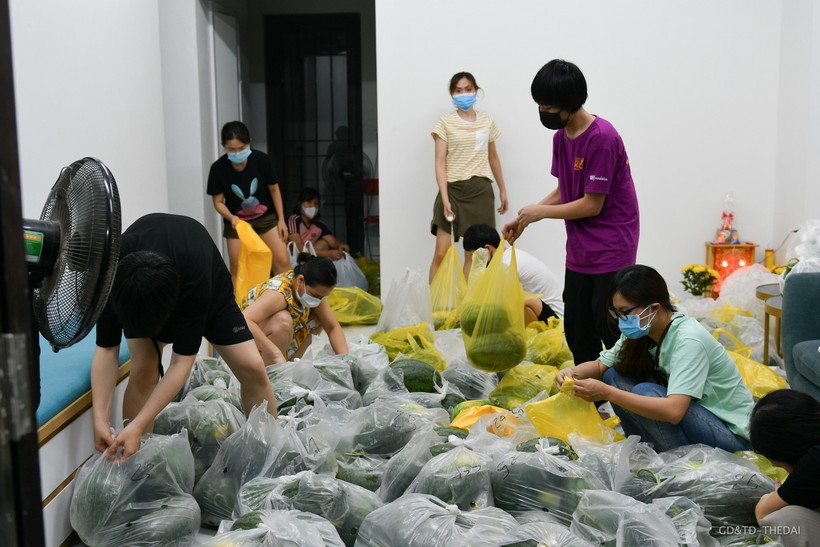 Nhiều nhóm cùng chung tay giải cứu nông sản cho Bắc Giang.