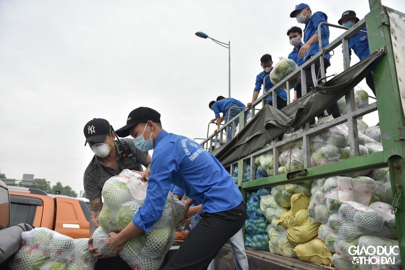 15 tấn nông sản tiếp sức của tuổi trẻ Lào Cai đối với tuổi trẻ và nhân dân Thủ đô.