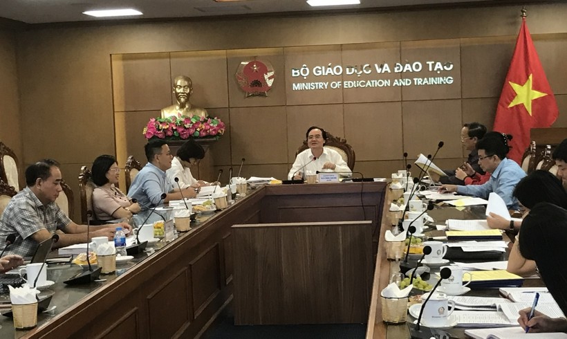 Bộ trưởng Phùng Xuân Nhạ chủ trì phiên họp nghiệm thu