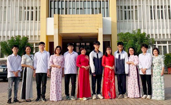 Cả 6/6 thí sinh đội tuyển Hóa học Yên Bái đều đạt giải.