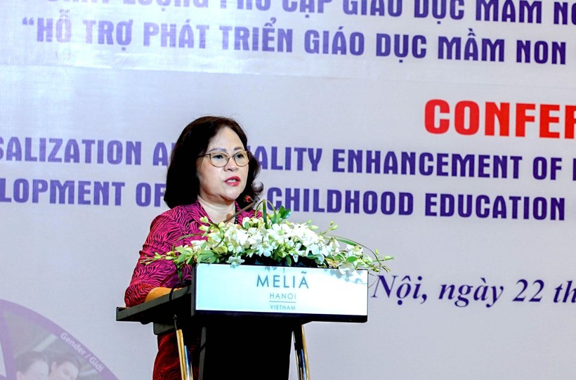 Thứ trưởng Bộ GD&ĐT Ngô Thị Minh phát biểu khai mạc Hội thảo.