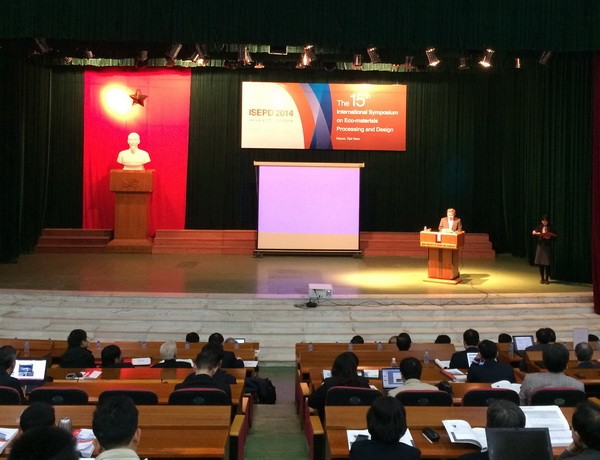Thứ trưởng Bộ GD&ĐT Bùi Văn Ga phát biểu tại Hội nghị