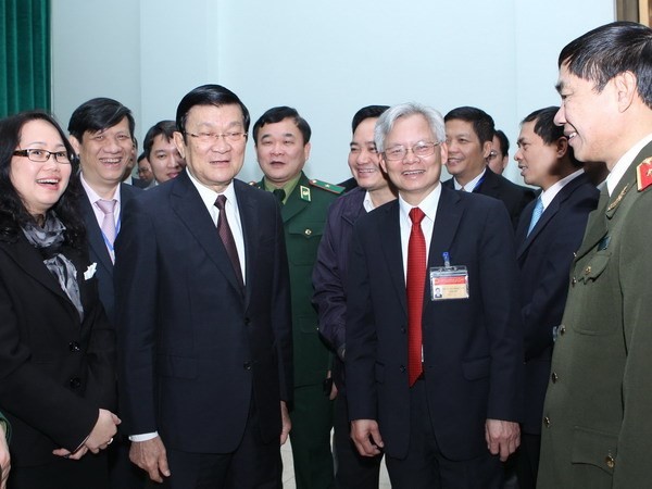 Chủ tịch nước Trương Tấn Sang với các học viên