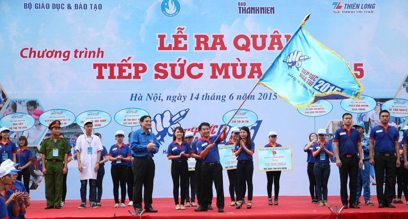 12.000 tình nguyện Thủ đô sẵn sàng tiếp sức mùa thi 2015