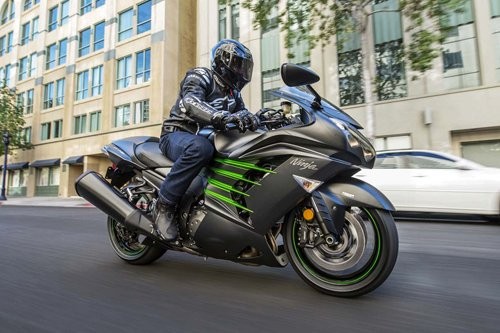 9 mẫu motor superbike mạnh nhất thế giới 2015 
