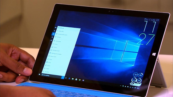 Microsoft bị “tuýt còi” vì Windows 10 theo dõi người dùng quá đà