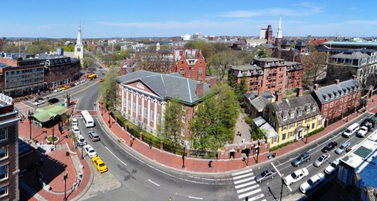 Một góc ĐH Harvard (Mỹ)