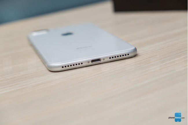 Từ iPhone 2019, Apple loại cổng Lightning để thay thế bằng USB Type-C?