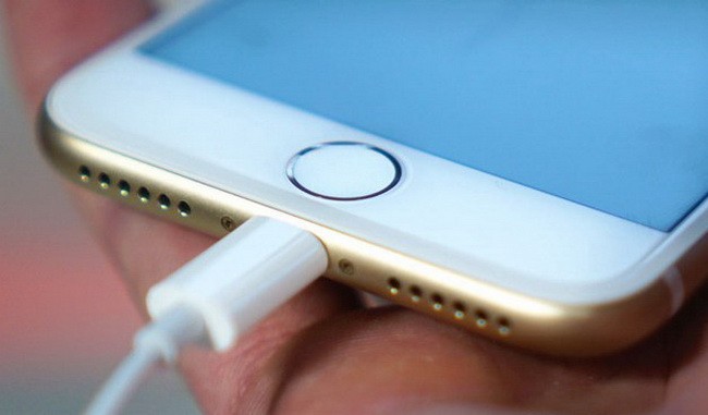 Apple sẽ phải bỏ cổng kết nối lighting độc quyền để chuyển sang USB Type-C 