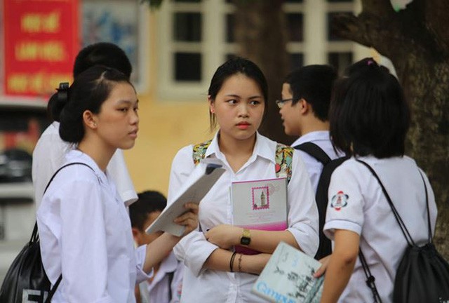 Phương án thi vào lớp 10 của Hà Nội: Không gây căng thẳng cho học sinh