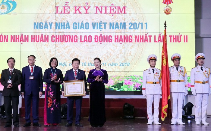 Chủ tịch Quốc hội dự lễ kỉ niệm Ngày Nhà giáo Việt Nam tại Học viện Tài chính
