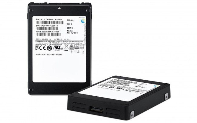 Ổ cứng SSD dung lượng siêu khủng hơn 30 TB