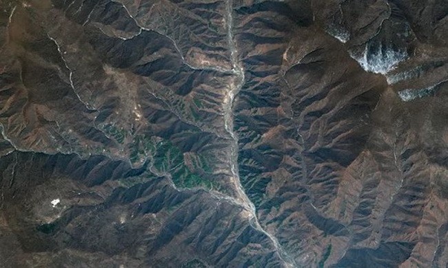 Ngọn núi Triều Tiên xê dịch hơn ba mét do thử hạt nhân 