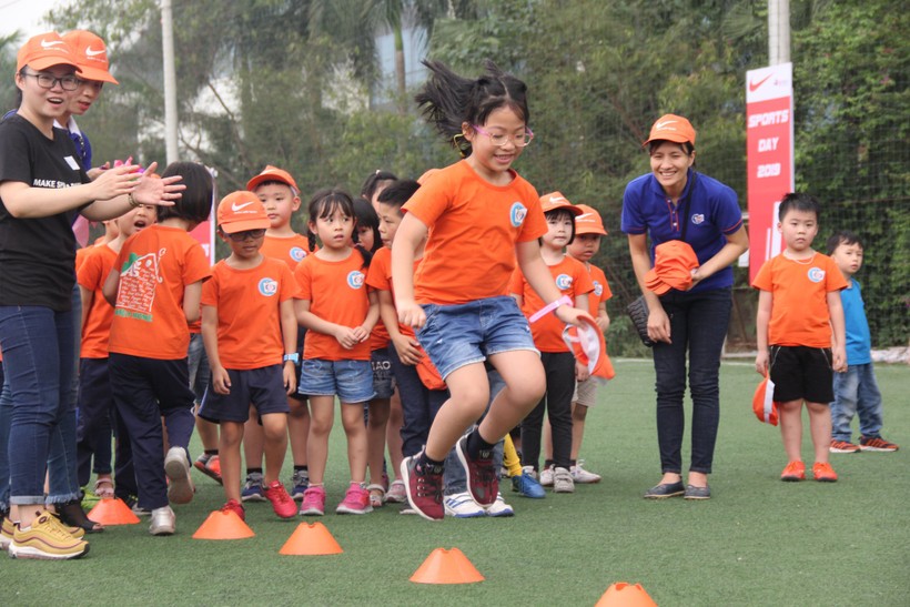 Học sinh Hà Nội hào hứng với các hoạt động thể thao