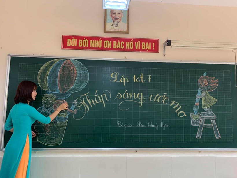 Cô Bùi Thúy Ngân năm nay được phân công dạy lớp 1A7 trường tiểu học Tân Định (Quận Hoàng Mai, Hà Nội)