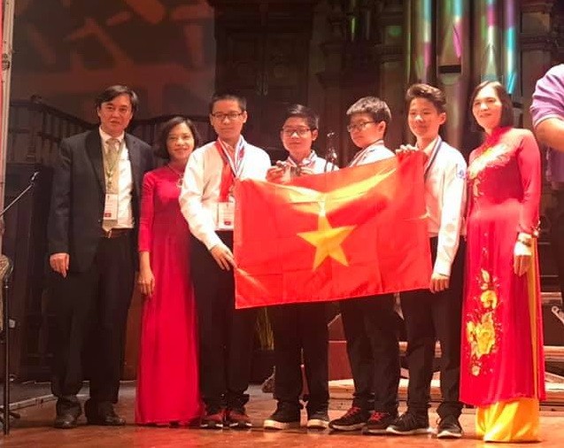 Học sinh Việt Nam nhận giải tại IMC 2019