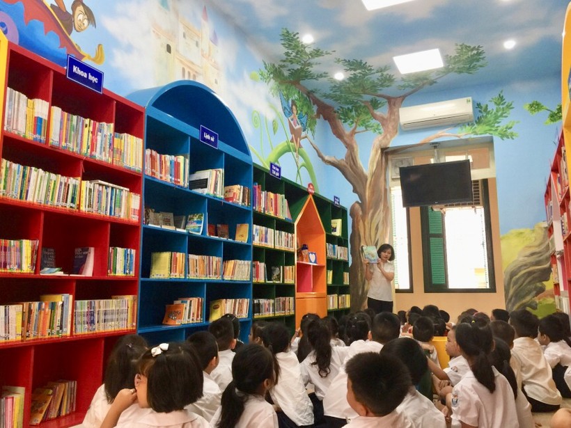 Thư viện thân thiện của trường Tiểu học Trần Quốc Toản (Quận Hoàn Kiếm, Hà Nội).