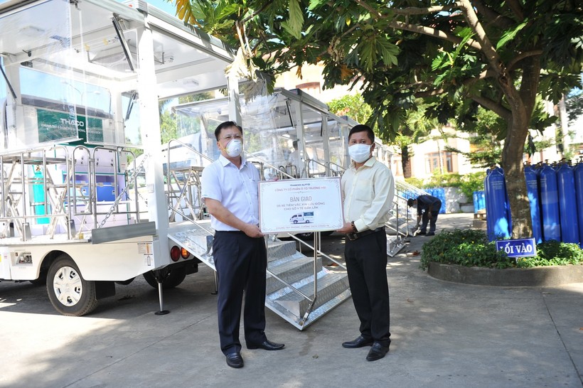 Đắk Lắk đón nhận 5 xe tiêm chủng lưu động
