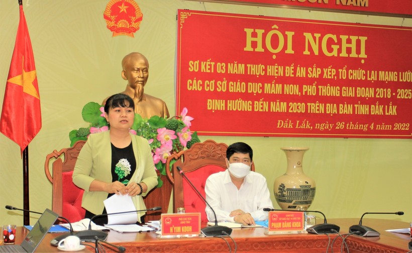 Phó Chủ tịch UBND tỉnh Đắk Lắk H" Yim Kđoh phát biểu khai mạc Hội nghị.