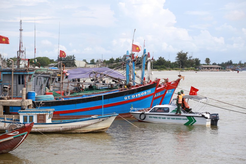 Hầu hết tàu thuyền tại Quảng Trị đã vào nơi neo đậu an toàn tránh bão (Ảnh minh họa).