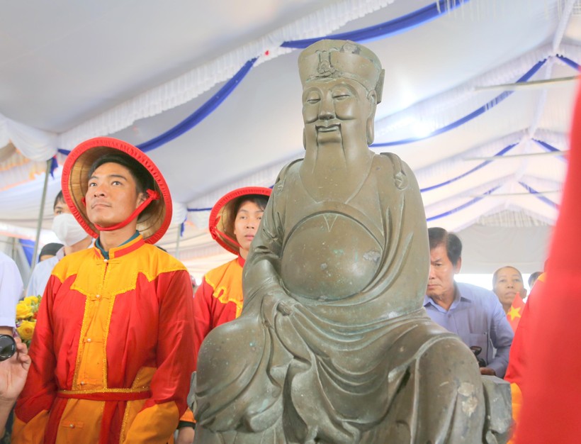 Chính quyền huyện Triệu Phong đã xây đền thờ ngài Thái phó Nguyễn Ư Dĩ.