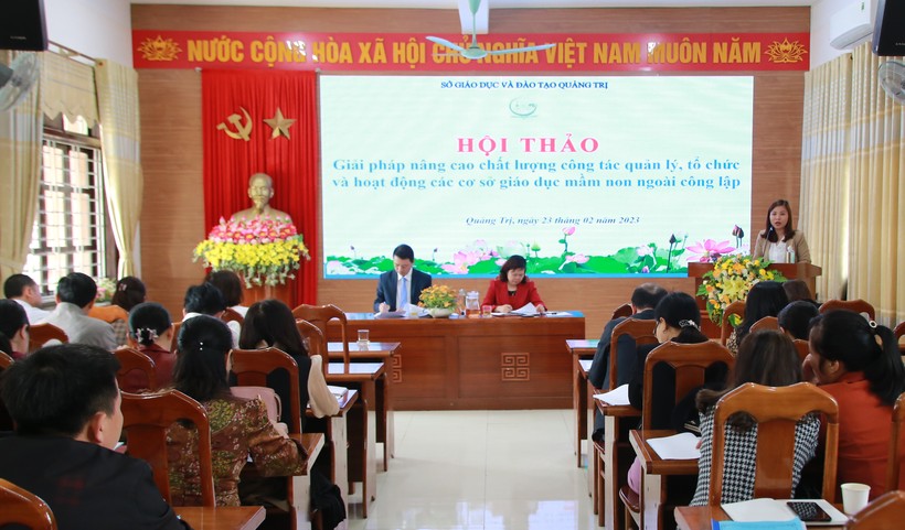 Lần đầu tiên ngành giáo dục Quảng Trị tổ chức hội thảo bàn giải pháp nâng cao chất lượng cơ sở GDMN ngoài công lập. (Ảnh: Đ. Đức).