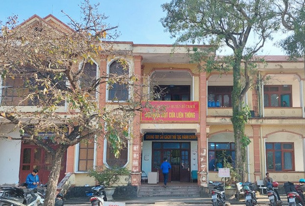 Khi đang là Giám đốc Chi nhánh Văn phòng đăng ký đất đai huyện Bố Trạch, ông Nguyễn Xuân Túc có nhiều sai phạm.