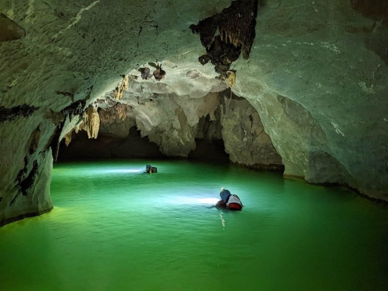 Nhiều hang động mới phát hiện tại khu vực phía Tây tỉnh Quảng Bình. (Ảnh: BCRA).